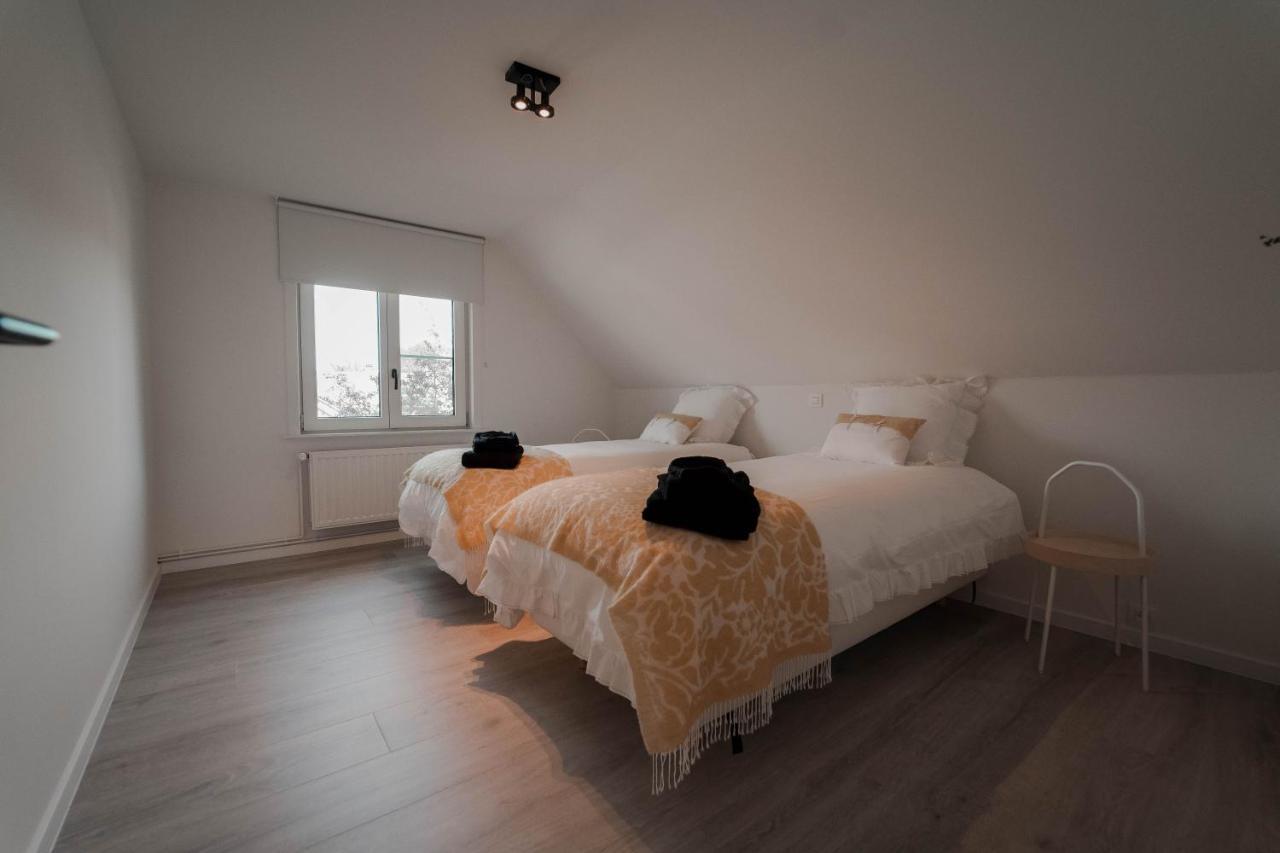 Villa Arleo นิวว์ปอร์ท ภายนอก รูปภาพ